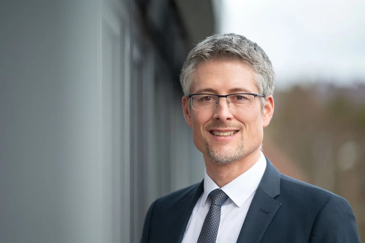 Steffen Jäger ⇥