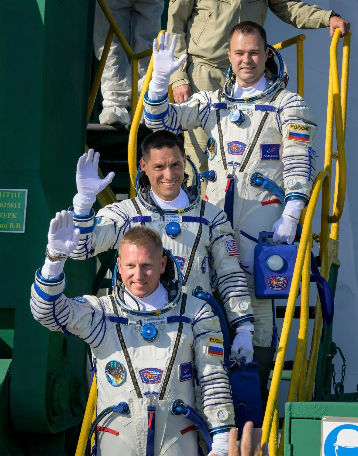 Gehalt Astronaut So viel verdient ein Astronaut Der große GehaltsCheck swp.de
