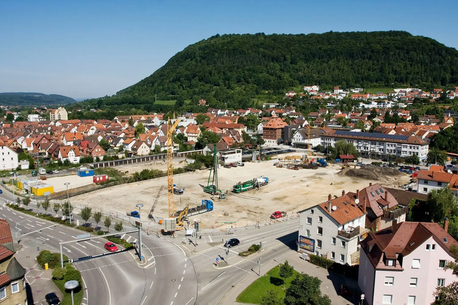 Städtischer Sportplatz oder Einkaufszentrum? Diese Frage schien Geislingen vor 13 Jahren zu spalten.
