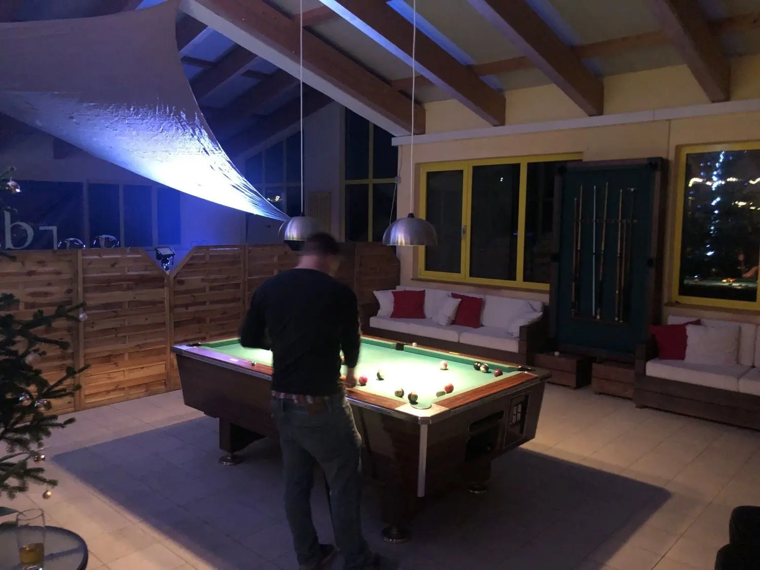 Ob Tischfußball, Billard oder Essen: Der „SocialClub“ in Wolpertshausen bietet Unterhaltung und Verköstigung.