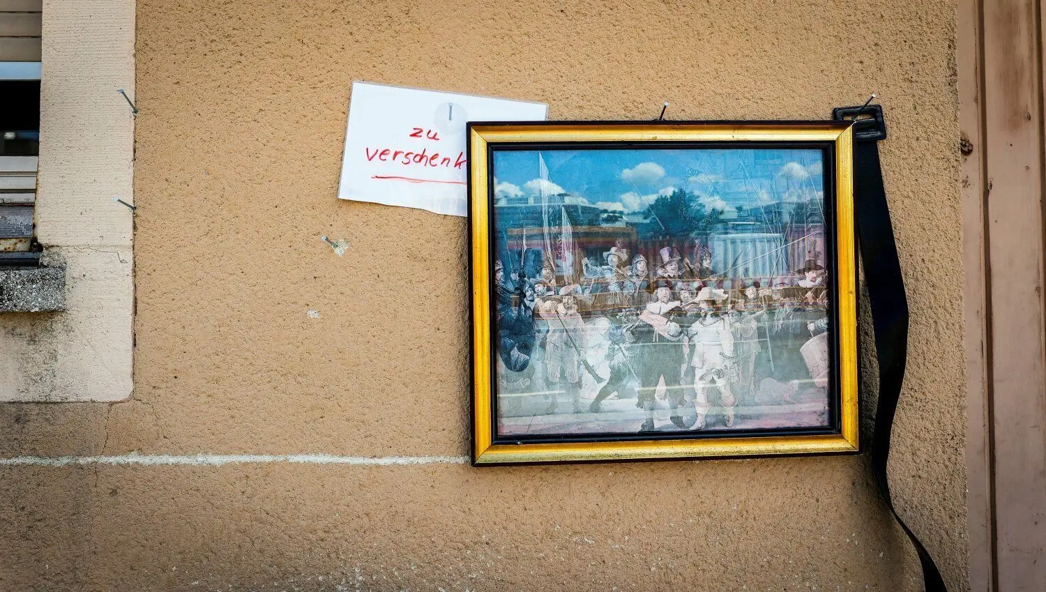 Wohnzimmeratmosphäre im Straßenraum. ⇥