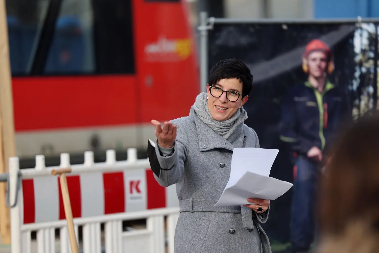Oberbürgermeisterin Carmen Haberstroh erhofft sich mehr Lebensqualität für Pendler und Touristen.
