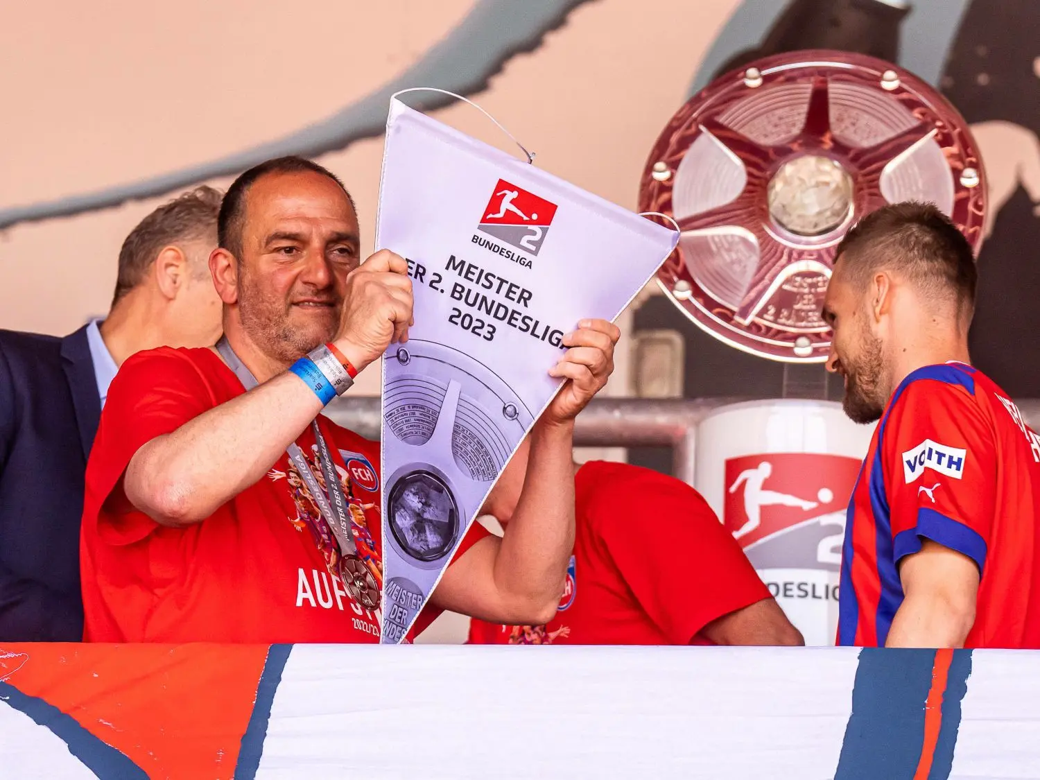Meister der 2. Bundesliga: Heidenheims Trainer Frank Schmidt