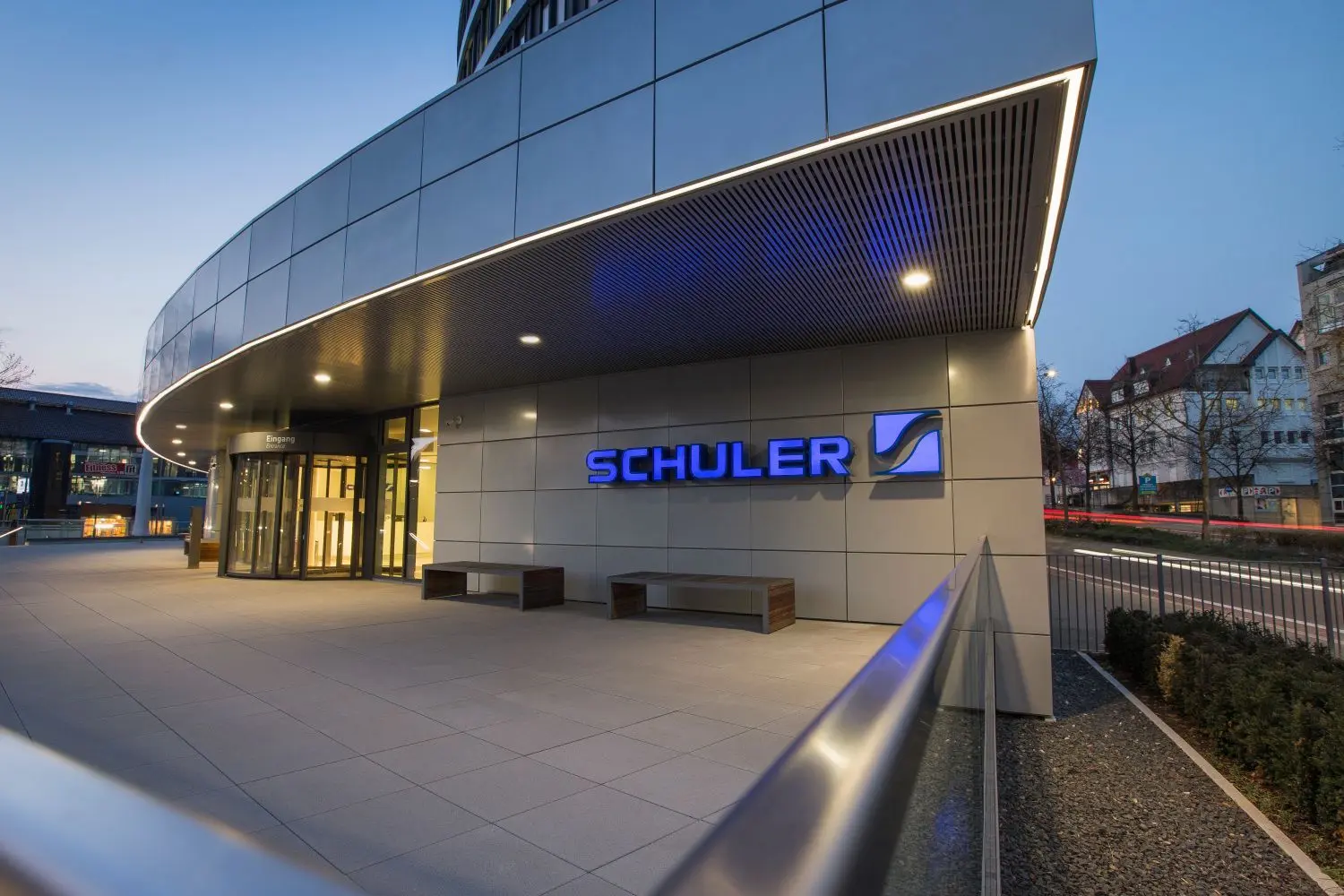 Der Göppinger Pressenbauer Schuler hat ein hartes Jahr 2020 hinter sich und musste beim Umsatz gehörig Federn lassen. Die Rückschläge will er in den kommenden zwei Jahren wieder aufholen.