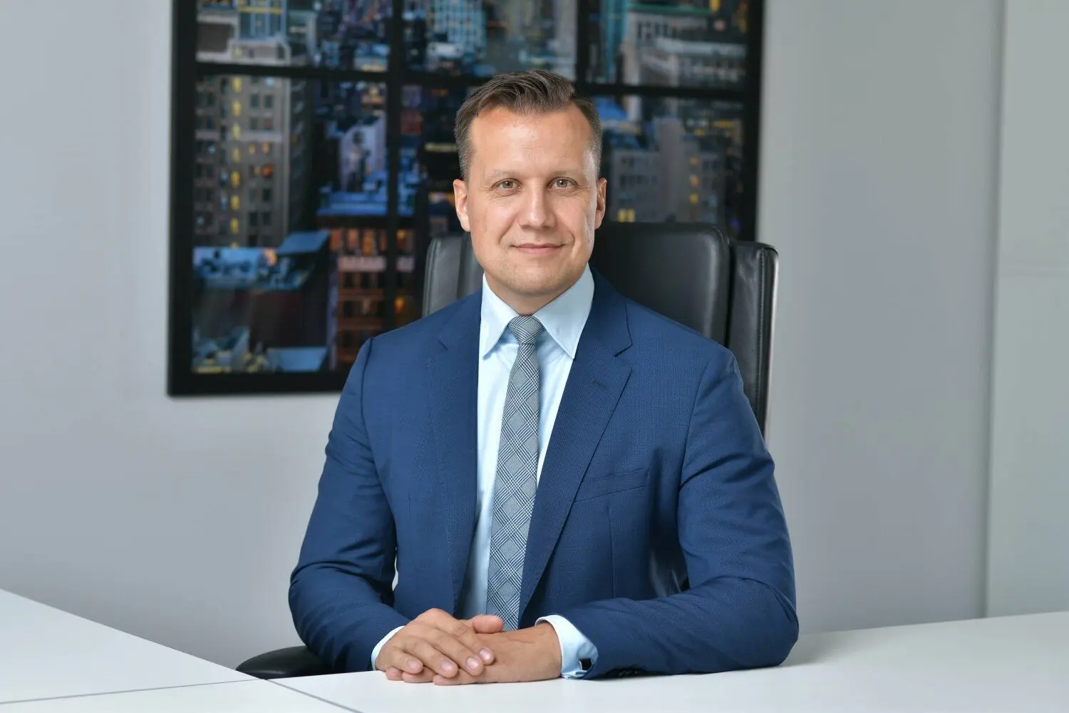 Thomas Höppner ⇥