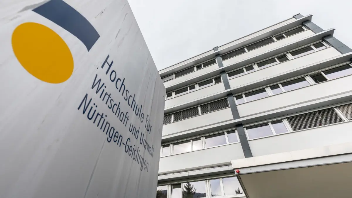 Die Vorlesungen zum Sommersemester 2020 an der Hochschule für Wirtschaft und Umwelt Nürtingen-Geislingen beginnen später, weil sich der Coronavirus vielerorts immer weiter ausbreitet.
Geislingen, Hochschule, HfWU, Gebäude Parkstraße, Eduard-Mändle-Bau