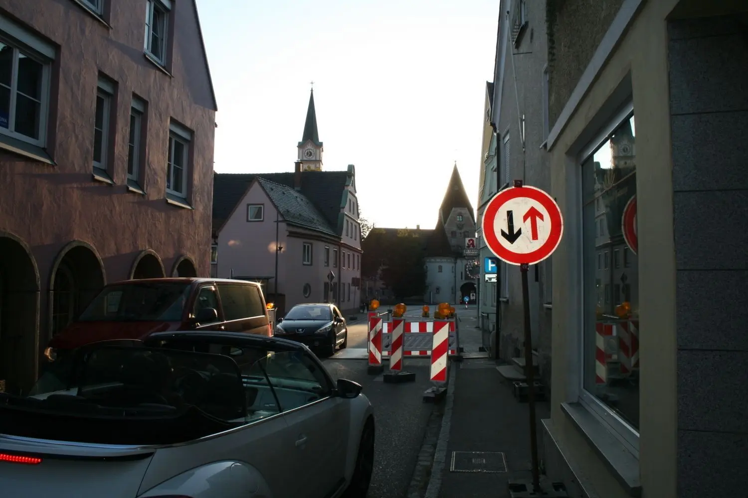 Diese Engstelle in der Reichenbacher Straße ist auch für Radfahrer gefährlich, sagen die Initiatoren der Demonstration „Für ein fahrradfreundliches Weißenhorn“.