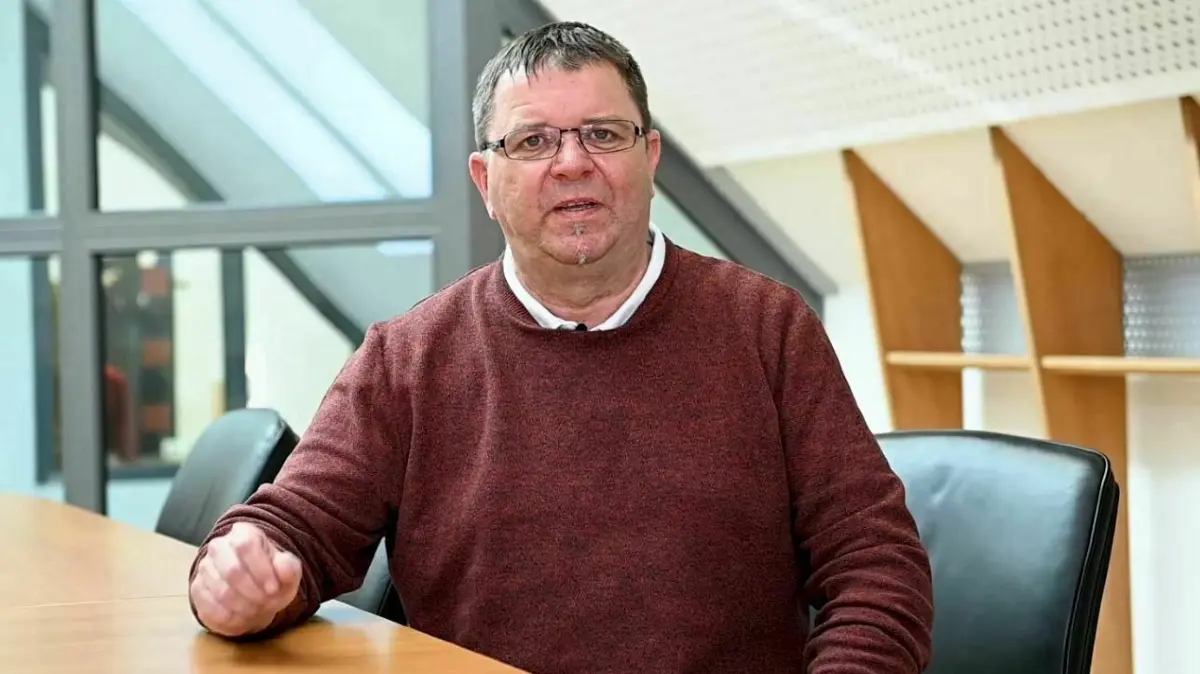 Per Videobotschaft auf der Gemeindehomepage möchte Bühlerzells Bürgermeister Thomas Botschek einen Arzt oder eine Ärztin nach Bühlerzell locken. ⇥