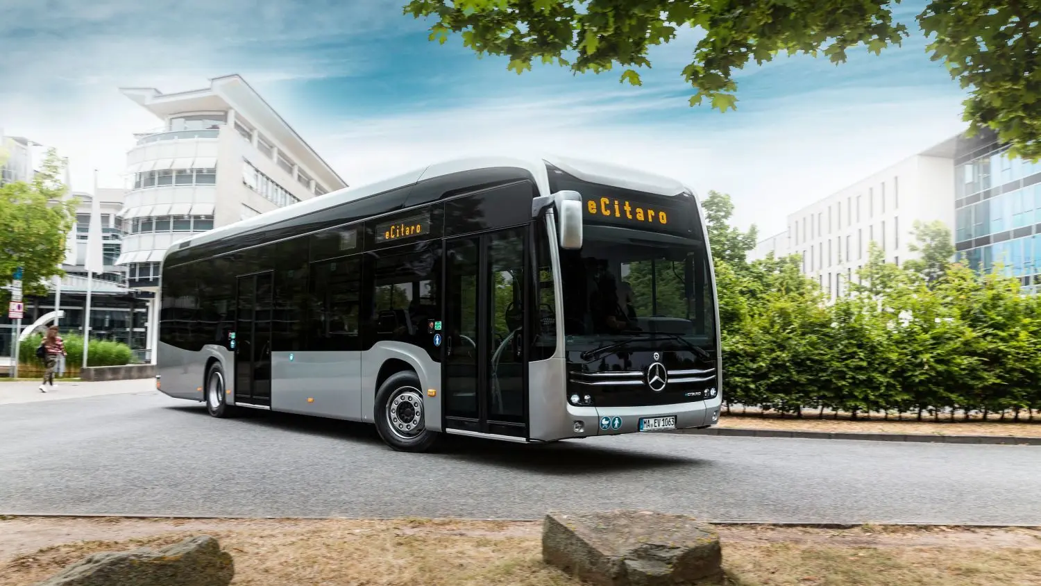 Daimler Buses Neu-Ulm: Wann die Elektrobusse von Evobus kommen | swp.de