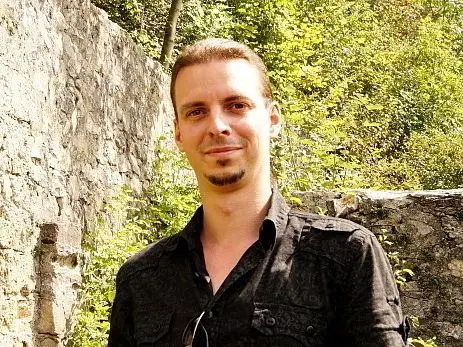 Michael Kienzle beschäftigt sich beruflich mit den Burgen der Region. ⇥