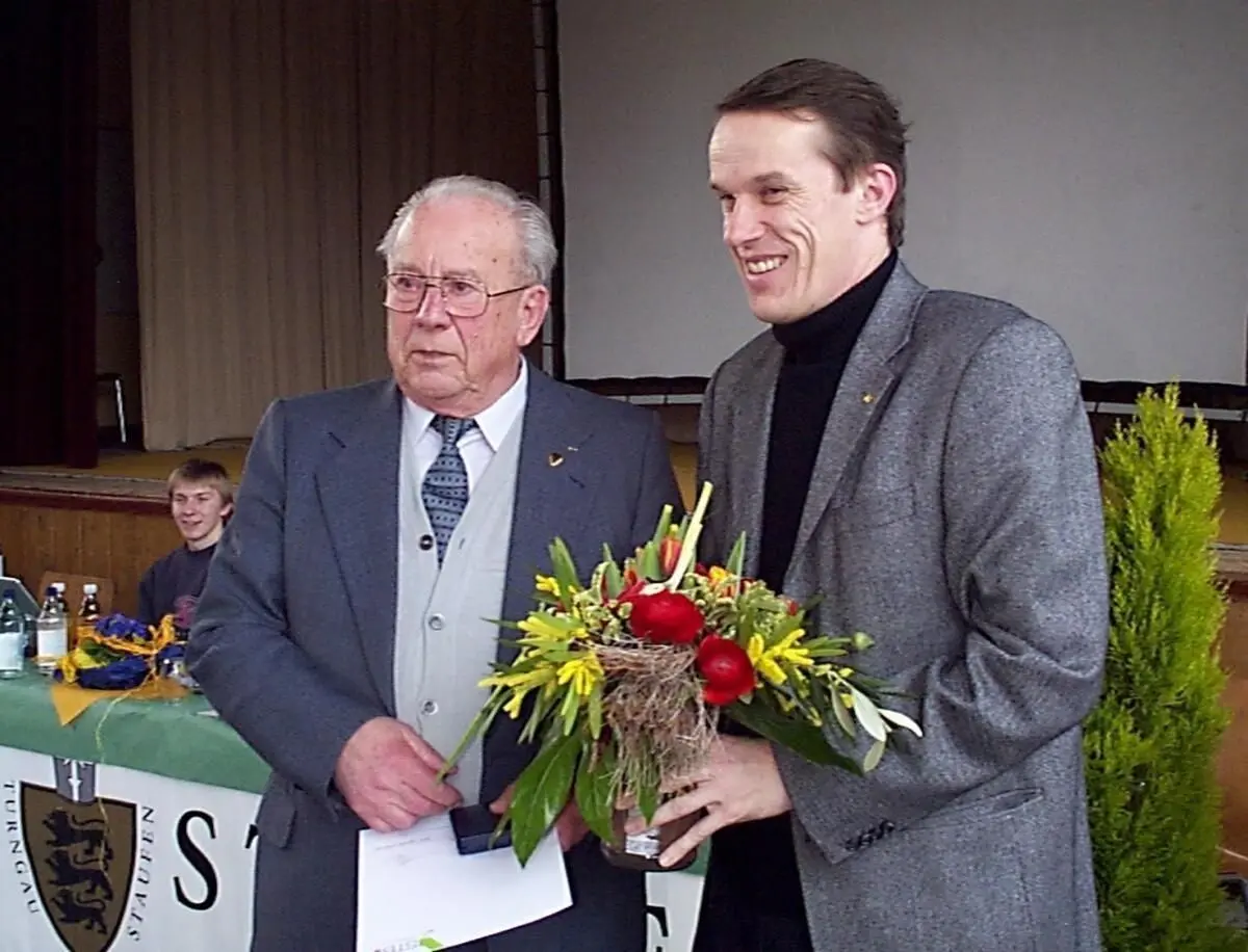 Theo Renfftlen ist tot. ⇥