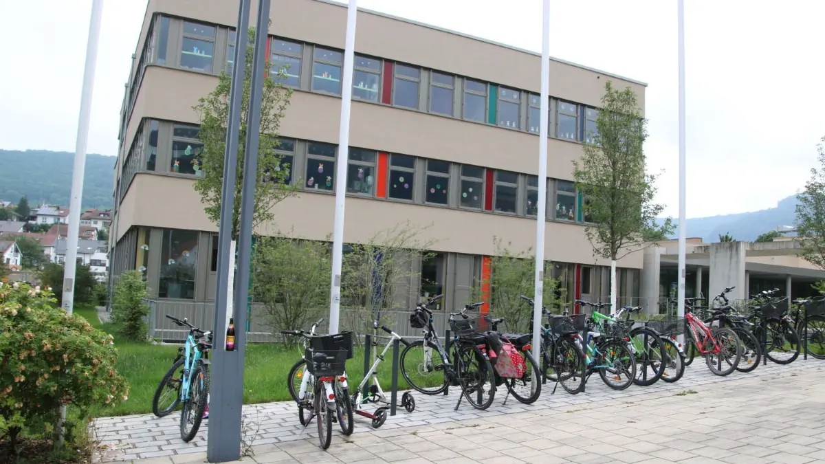 Endlich ist an der Schillerschule wieder Betrieb – auch die Schulsozialarbeiter atmen auf. ⇥
Dettingen Schulsozialarbeit Schillerschule