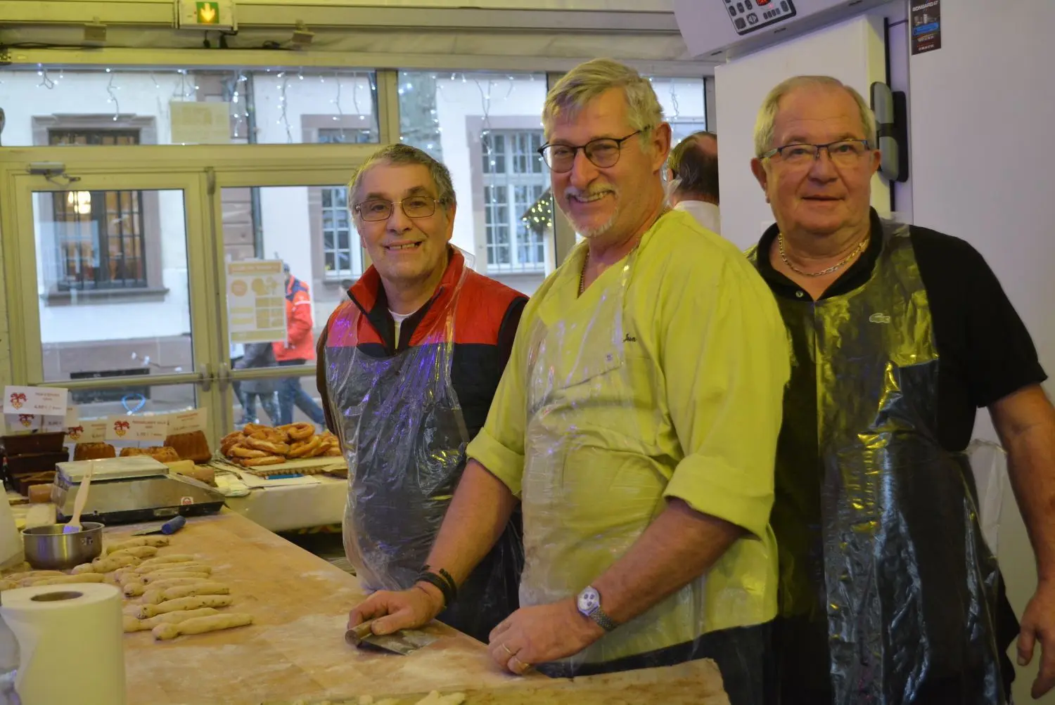 Backen ehrenamtlich (von links): Pierre Peter, Jean Caillard und Christian Meyer.
