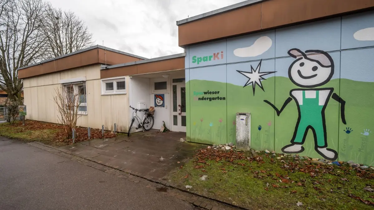 „Es wurde bekundet, es sei kein Problem mehr mit dem Geruch im Sparwieser Kindergarten“, sagt Bürgermeister Matthias Wittlinger. Er wollte erst im nächsten Jahr einen Neubau planen.