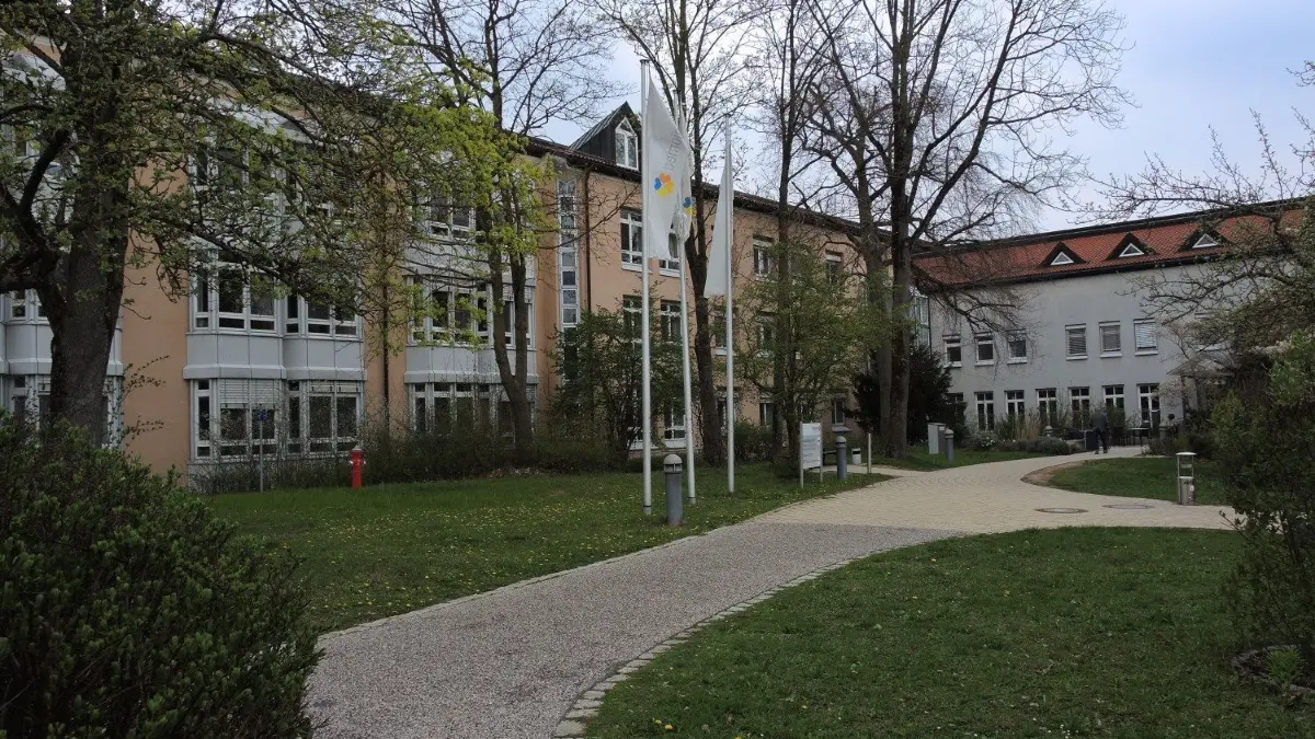 Im Rothenburger Krankenhaus werden auch viele Patienten aus dem benachbarten Hohenlohe behandelt. ⇥