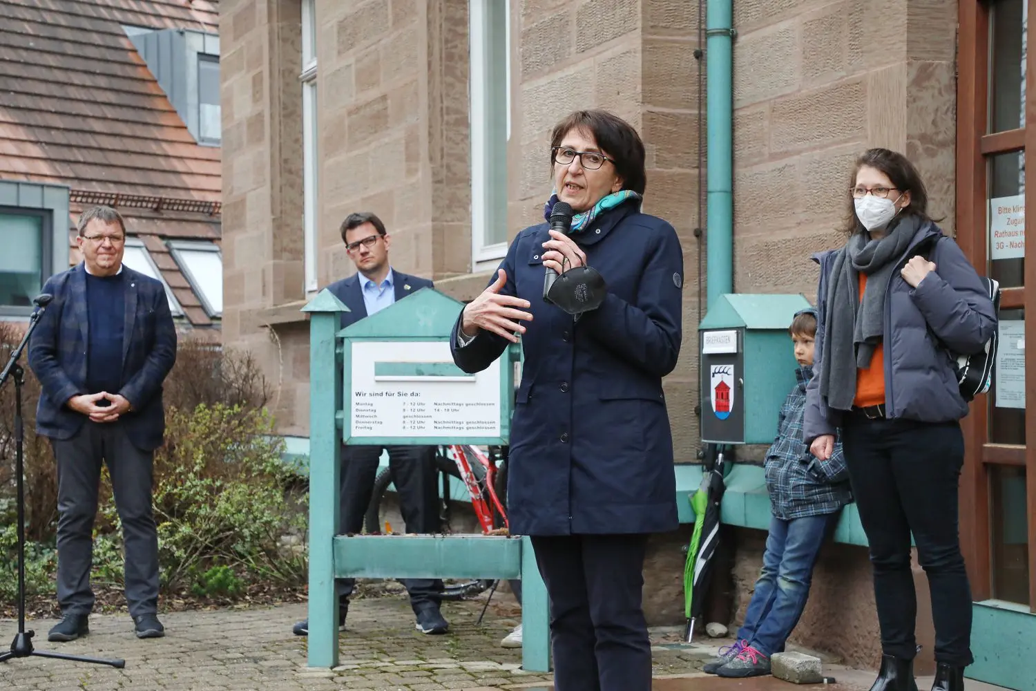 Staatssekretärin Ute Leidig sagt, sie könne keinen Arzt für Bühlerzell backen. Sie verspricht, sich zu kümmern.