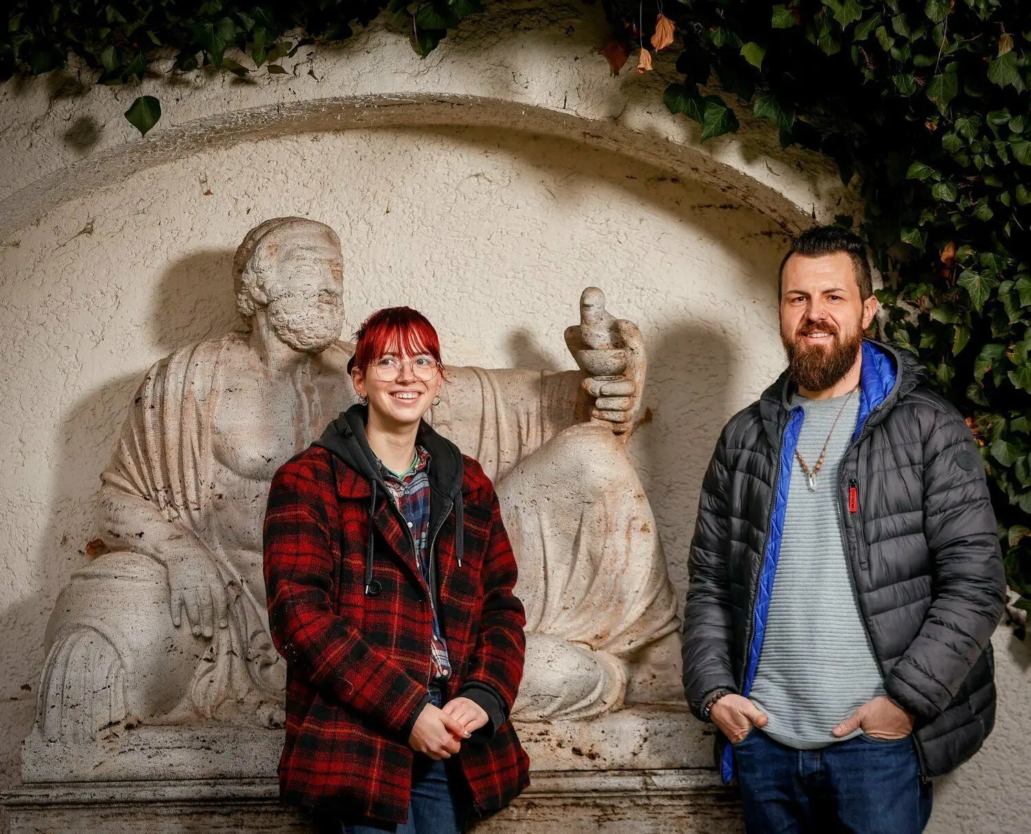 Daniela Göster und Ermin Ramic wollen in Ulm einen Verein gründen, dessen Aufgabe Hilfe für Stadttauben ist.⇥