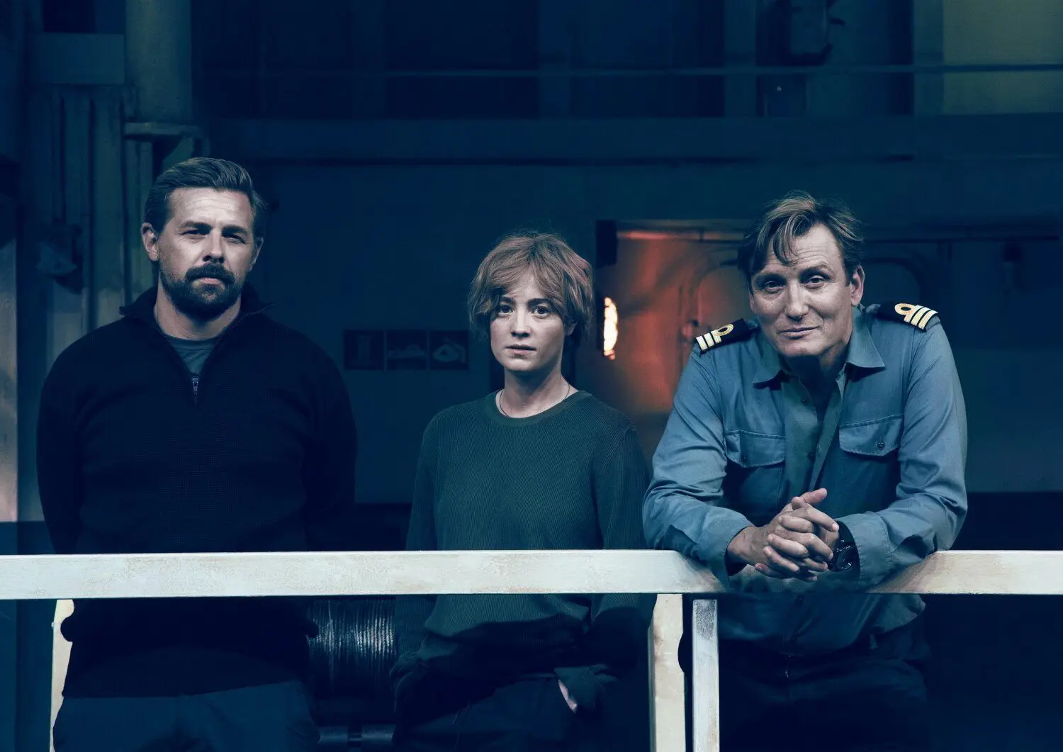 Klaas Heufer-Umlauf, Leonie Benesch und Oliver Masucci spielen in der ZDF-Koproduktion „Der Schwarm“ mit (von links).