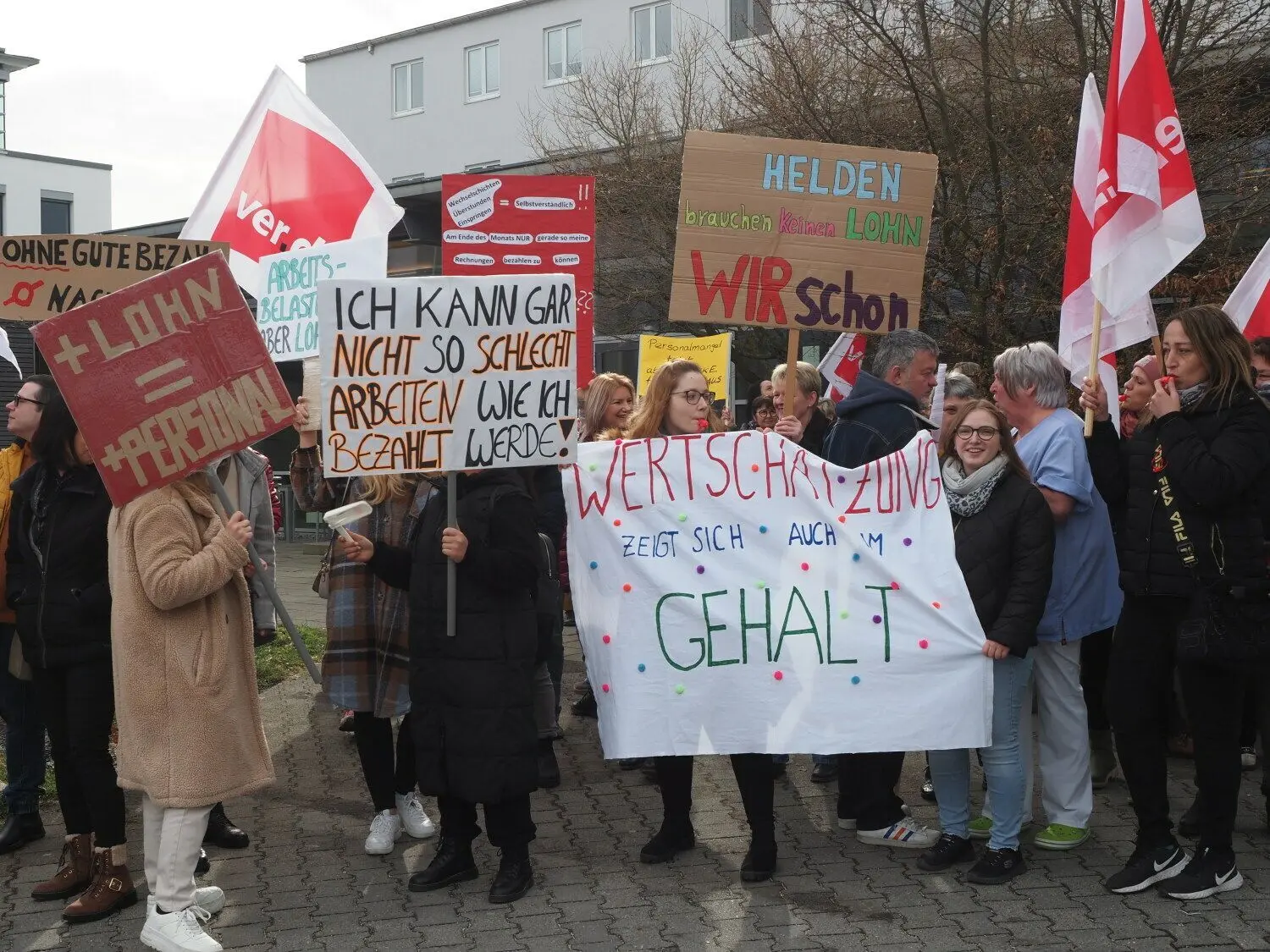 Warnstreik an der Ehinger Klinik: Bei den Beschäftigten war viel Frust zu spüren.