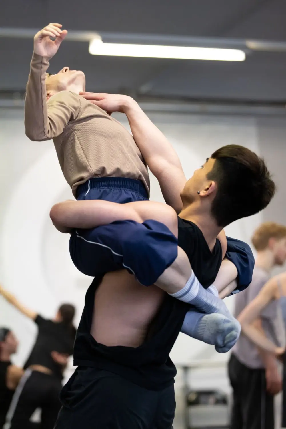 Proben für das Jubiläumsstück „15 Years Alive“ im Theaterhaus Stuttgart. ⇥