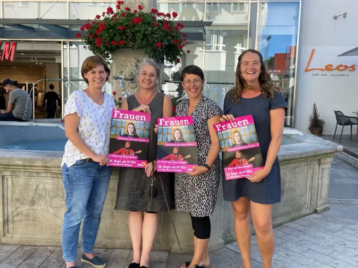 Frauen im Dialog über wichtige gesellschaftliche Themen