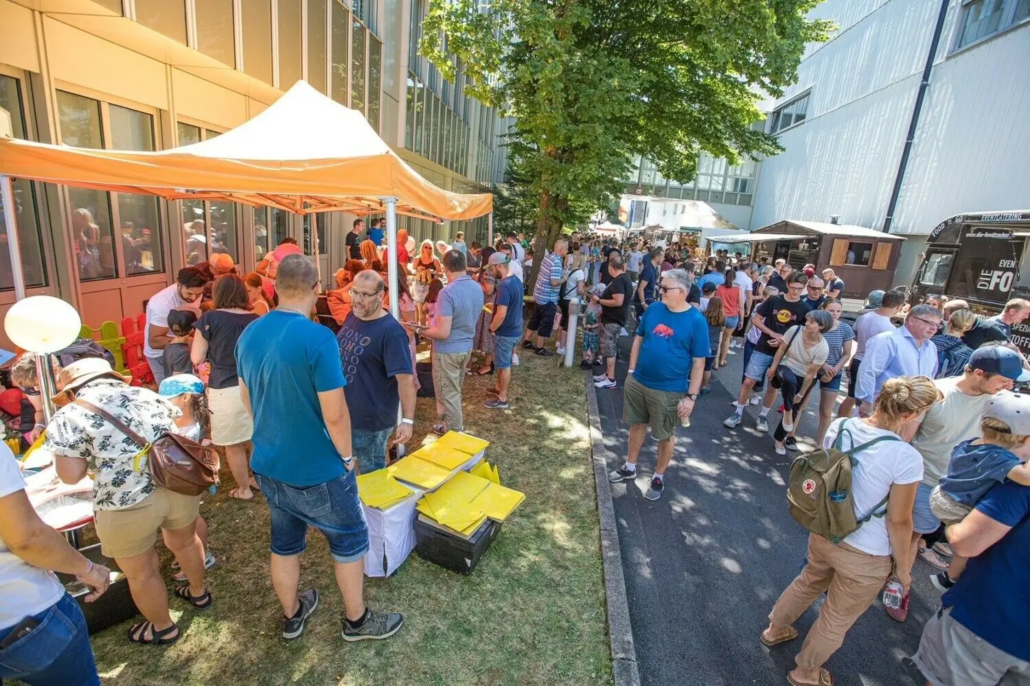 Mit einem Fest für Mitarbeiter ist das neue Kompetenzzentrum in Neuffen kürzlich eingeweiht worden.