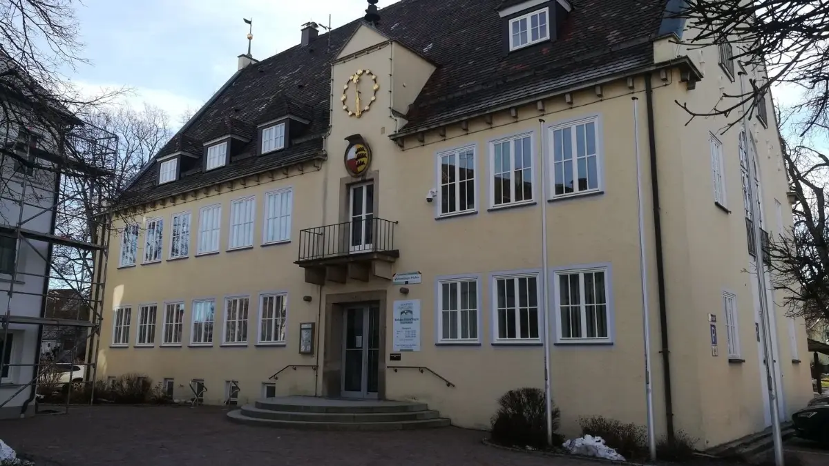 Noch hat die Gemeinde Winterlingen rund 8,6 Millionen Euro auf der hohen Kante.⇥
Der Haushalt 2024 der Gemeinde Winterlingen wurde im Gemeinderat eingebracht.