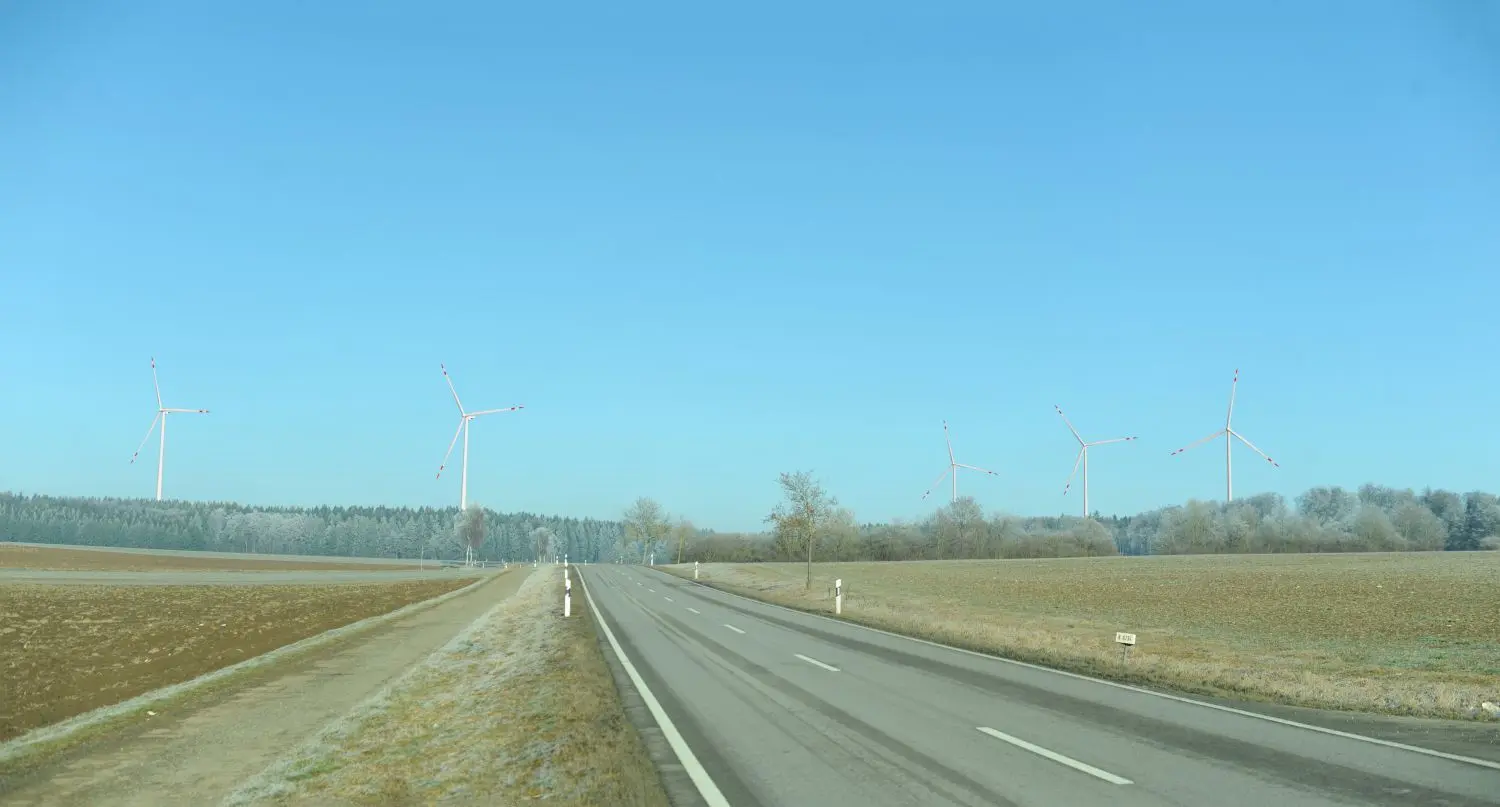Fünf Windenergieanlagen sollen im Gebiet „Eichberg“ auf Gomadinger Gemarkung nördlich von Bernloch entstehen.⇥