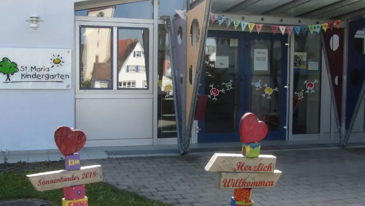Der Eingang des Kindergartens St. Maria. Eine Zusage für eine Förderung des geplanten Neubaus steht noch aus. ⇥