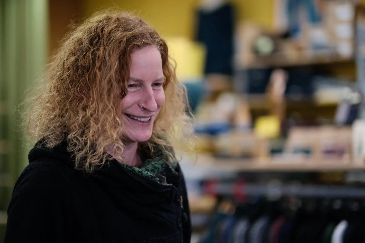 Stefanie Giesel betreibt mit ihrer Kollegin Melanie Deschner das Hanfhaus in Reutlingen. Beide befürworten die Legalisierung von Cannabis als Genussmittel und würden entsprechende Produkte gerne in ihrem Geschäft anbieten.