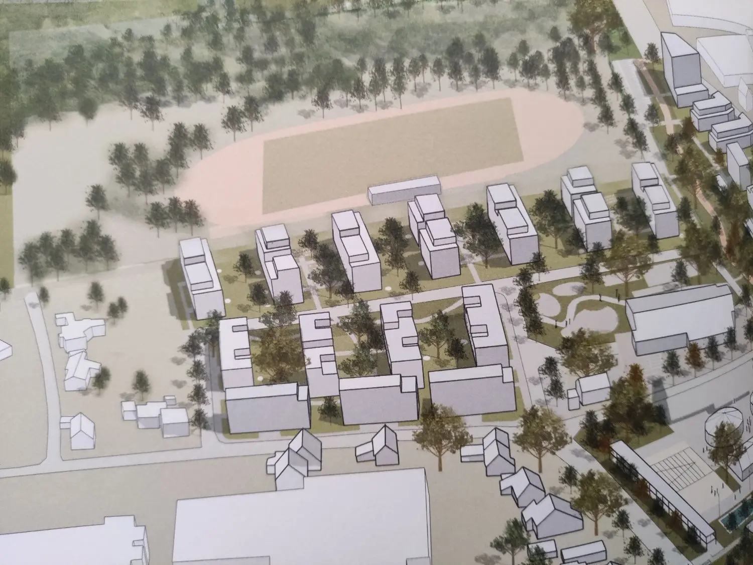 In dem Prospekt „Wir gestalten Zukunft“ der Stadt Crailsheim ist das Schönebürgstadion umbaut, den Kunstrasenplatz gibt es nicht mehr.