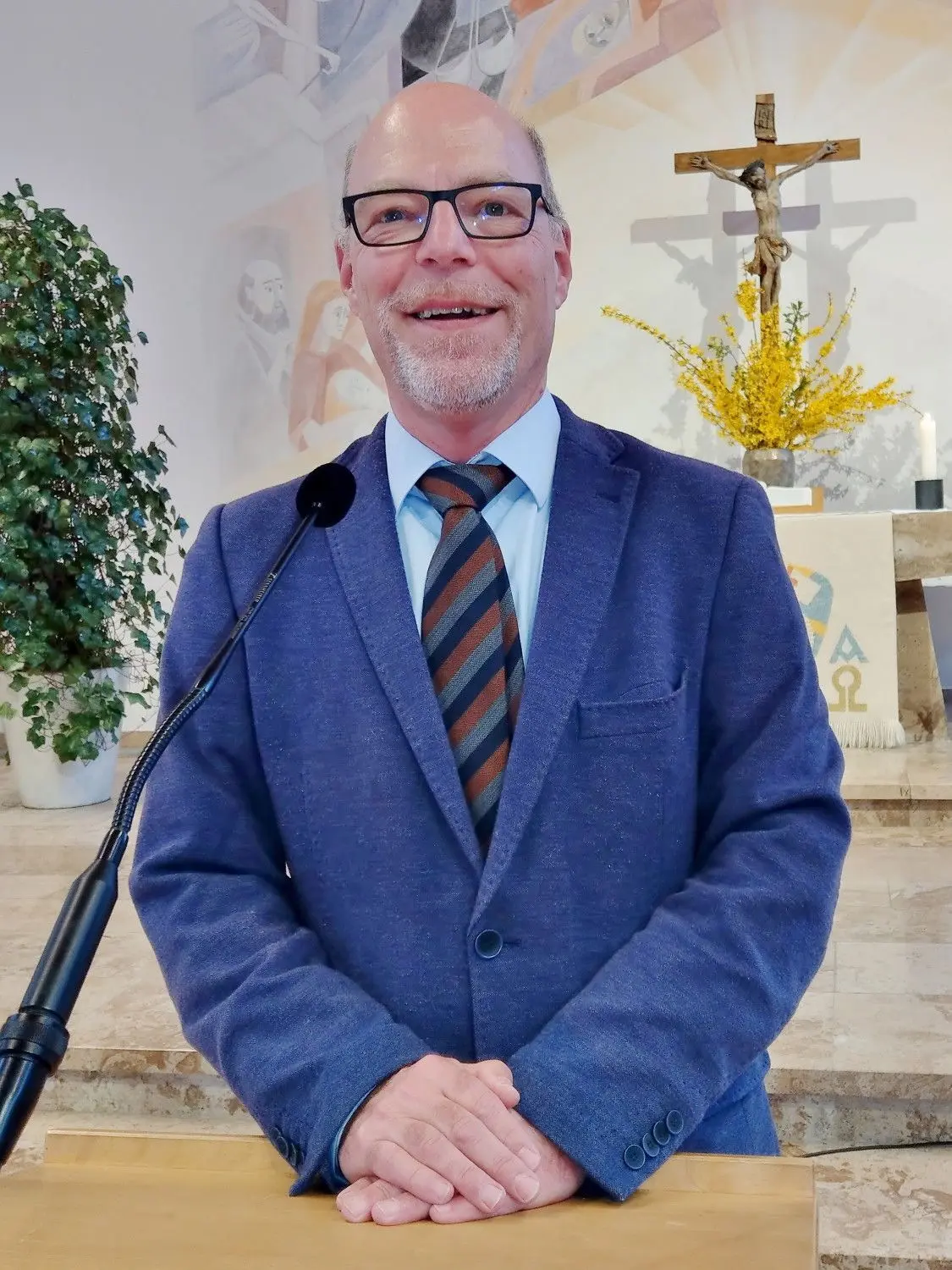Wolfgang Schöllkopf ist Kirchenhistoriker.⇥Foto: Gabriele Böhm