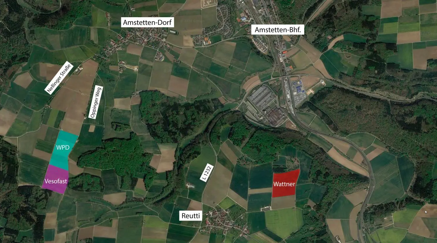 Die geplanten Photovoltaik-Freiflächenanlagen bei Amstetten: Vesofast hat bereits im vergangenen Jahr den Zuschlag erhalten. Am 30. Mai entscheidet der Gemeinderat, ob wpd oder Wattner als Nächstes zum Zug kommen.⇥