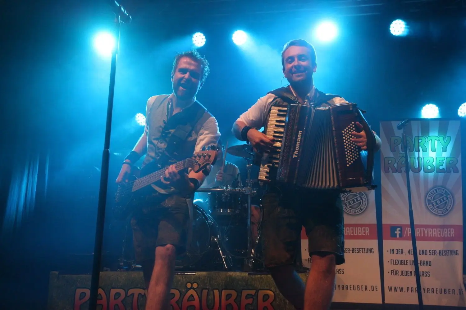 Bewährte Truppe: Die „Partyräuber“ werden beim diesjährigen Oktoberfest in der Körhalle wieder für Stimmung sorgen.⇥