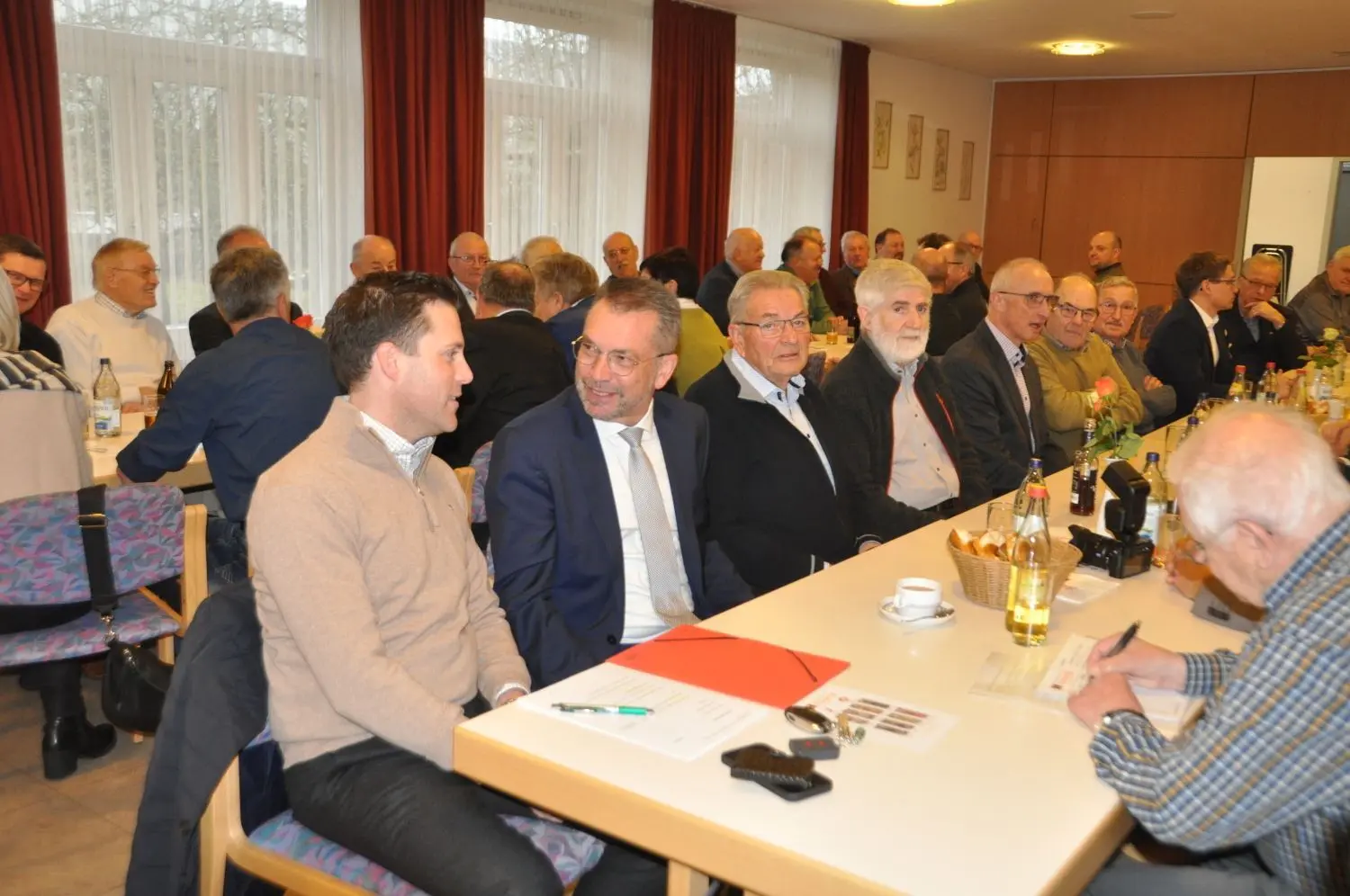 Gut besucht war der Neujahrsempfang der Kolpingfamilie, bei dem MdL Manuel Hagel sprach.⇥