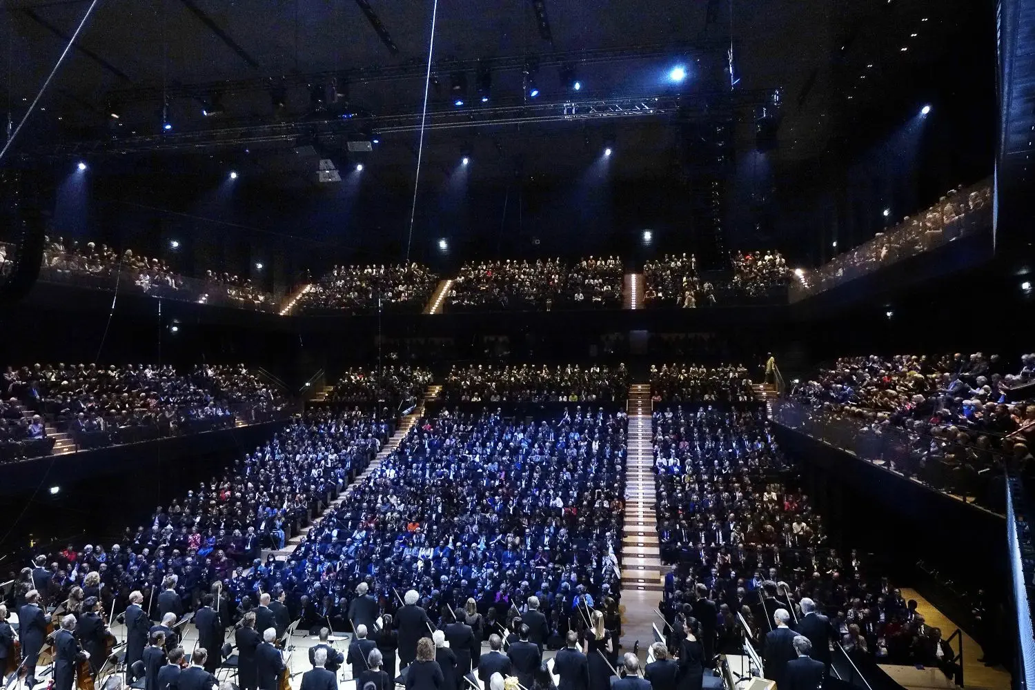 Die neue Isaarphilharmonie in München ist eröffnet.