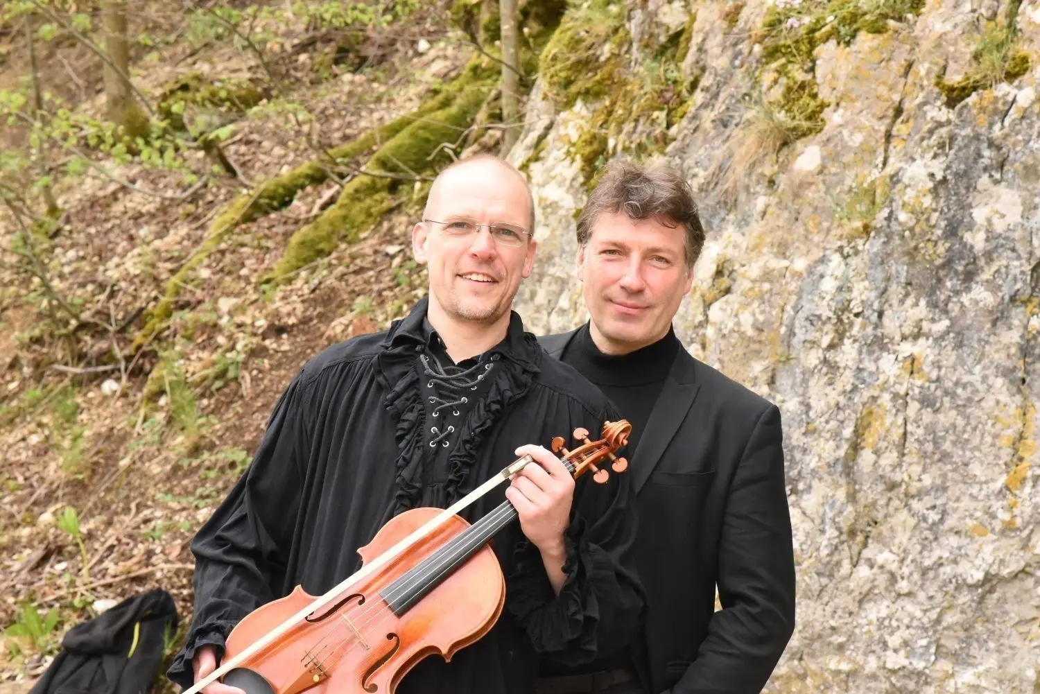 Violinist Stephan Knies, Dramaturg der Heidenheimer Opernfestspiele, und der Frankfurter Bass Andreas Bauer Kanabas arbeiteten schon früher mit VestAndPage zusammen.⇥