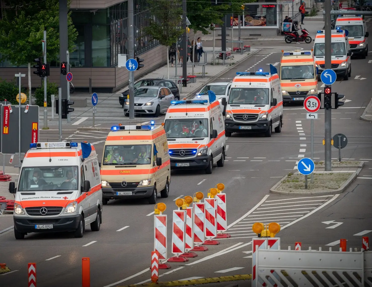 DRK und ASB Katastrophenschutz auf dem Weg ins Einsatzgebiet NRW Hochwasser