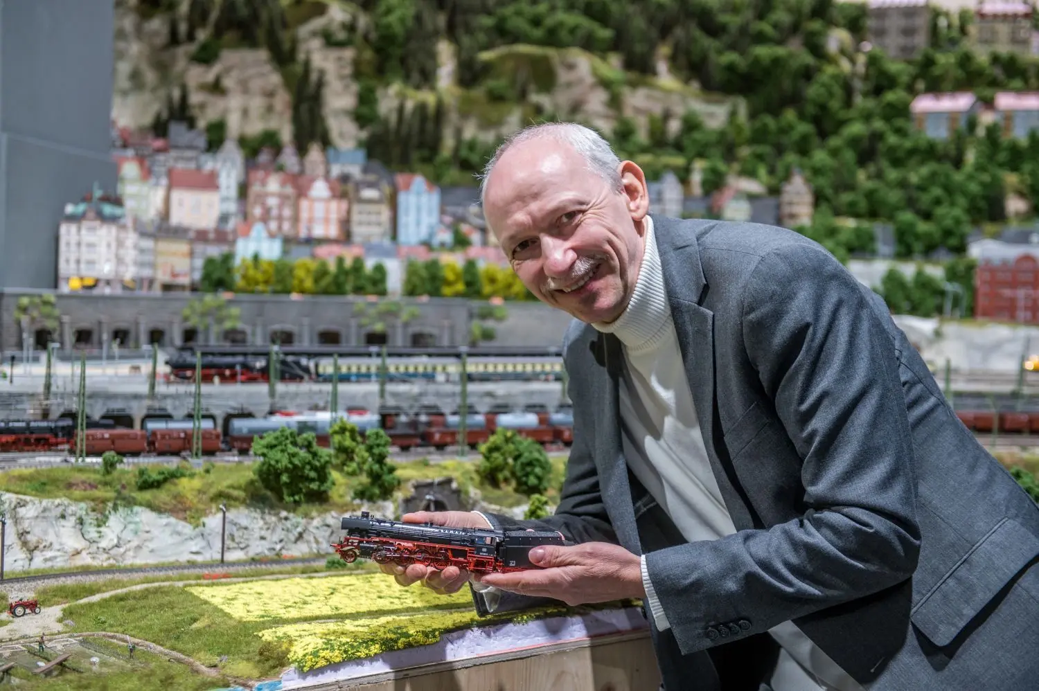 Interview Mit M rklin Gesch ftsf hrer B chle Warum Die Modelleisenbahn interview-mit-m-rklin-gesch-ftsf-hrer-b-chle-warum-die-modelleisenbahn