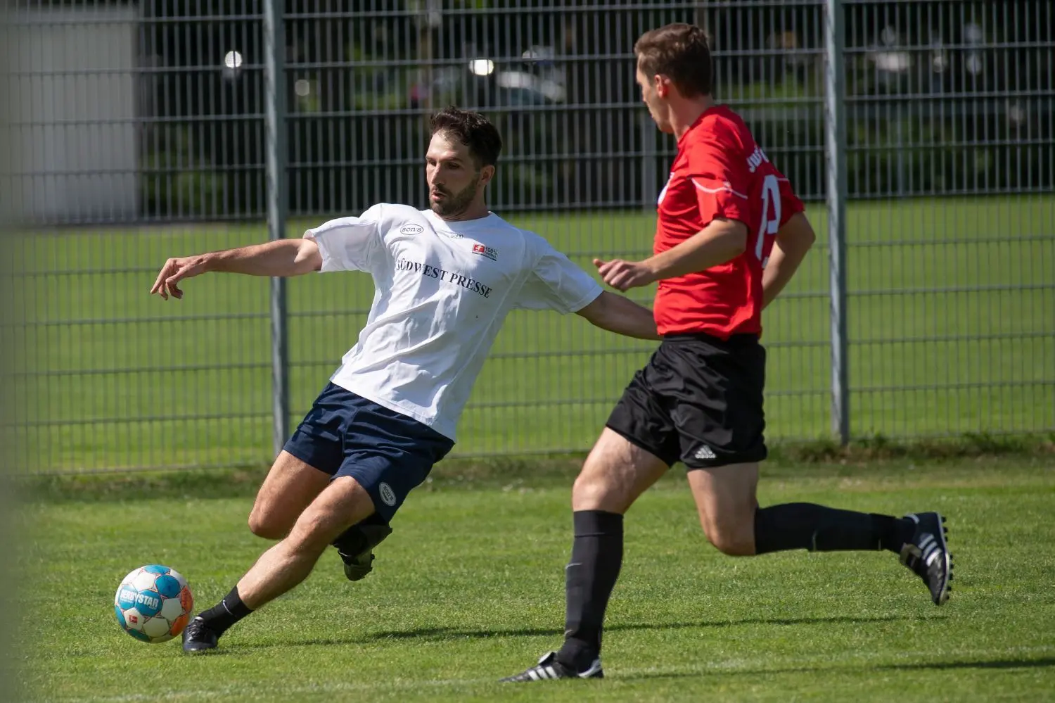 1:12 - Die fußballerische Höchststrafe kassierte das Presse-Team im jüngsten Derby gegen die Ulmer Justiz.