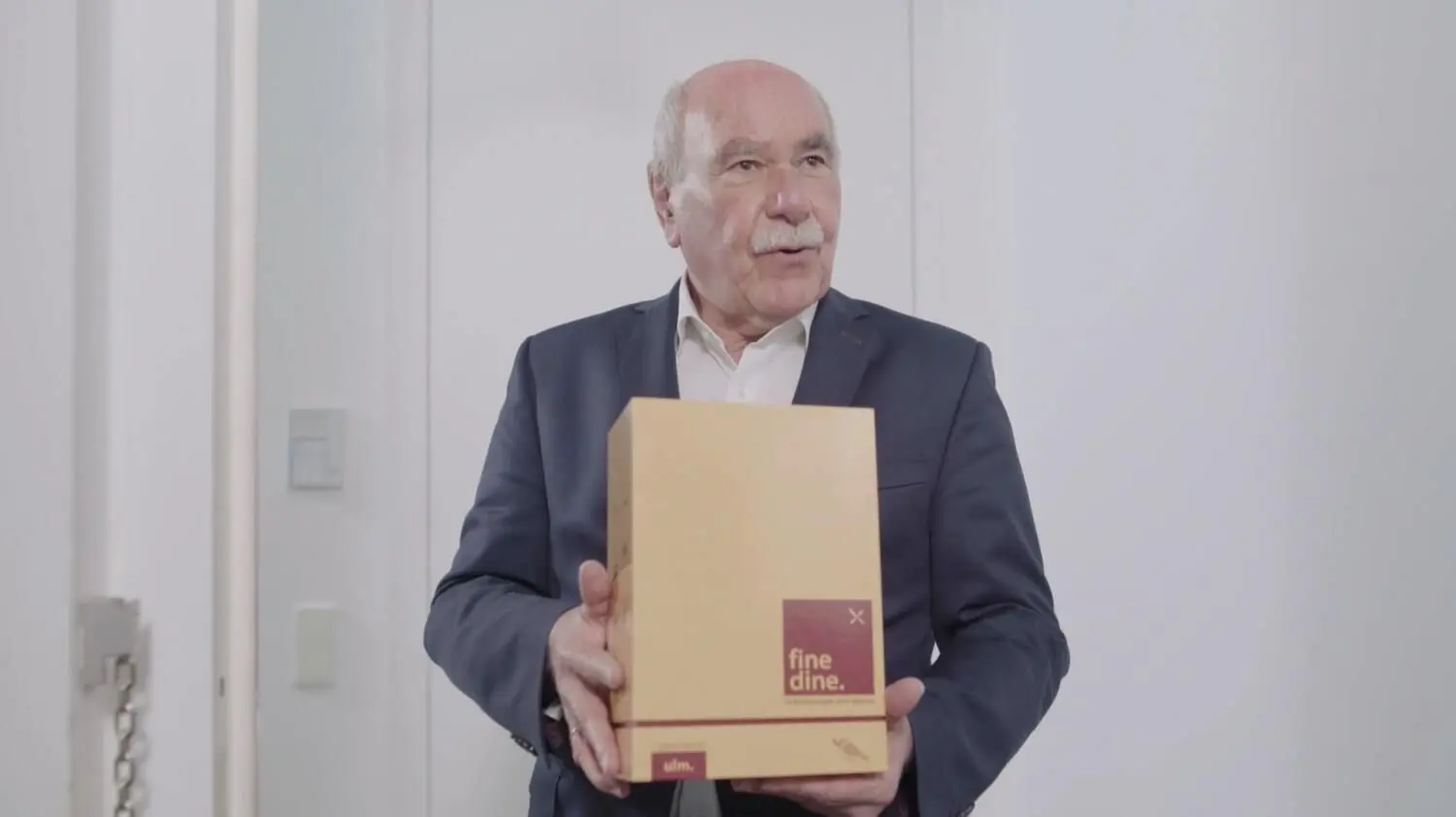 Und OB es ihm schmeckt - Alt-OB Ivo Gönner im aktuellen Fine Dine Kinospot