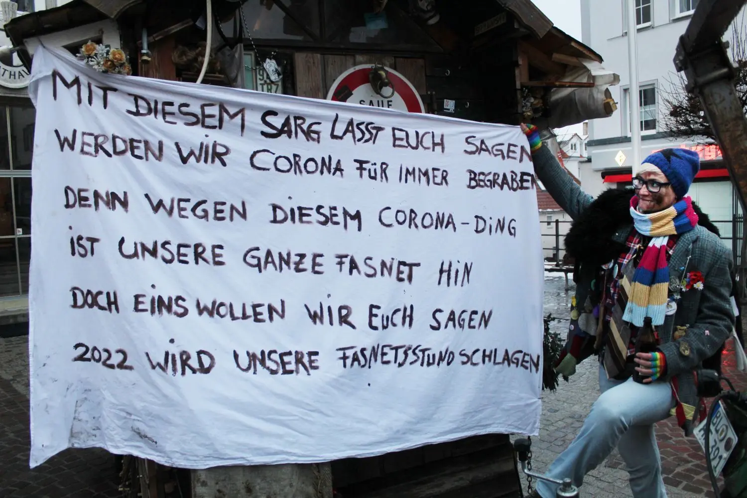 Trotzige Botschaft der Hechingen Lumpen.