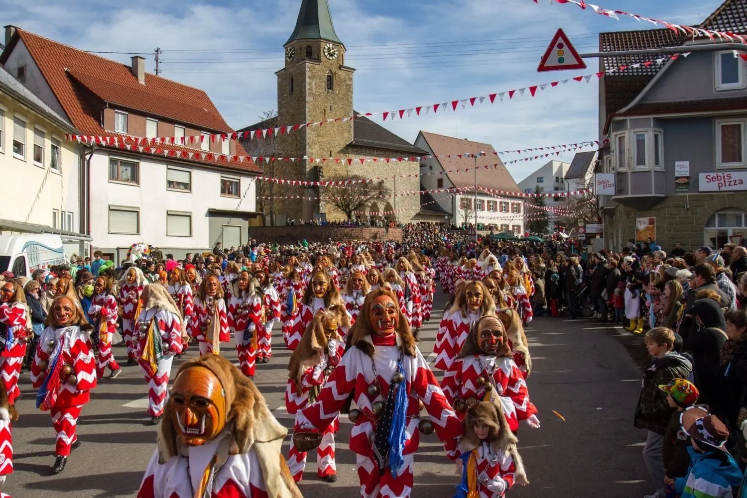Auch die Narrenfigur Pelzrutscher – hier ein Archivfoto – ist in diesem Jahr wieder in Geislingen mit dabei.