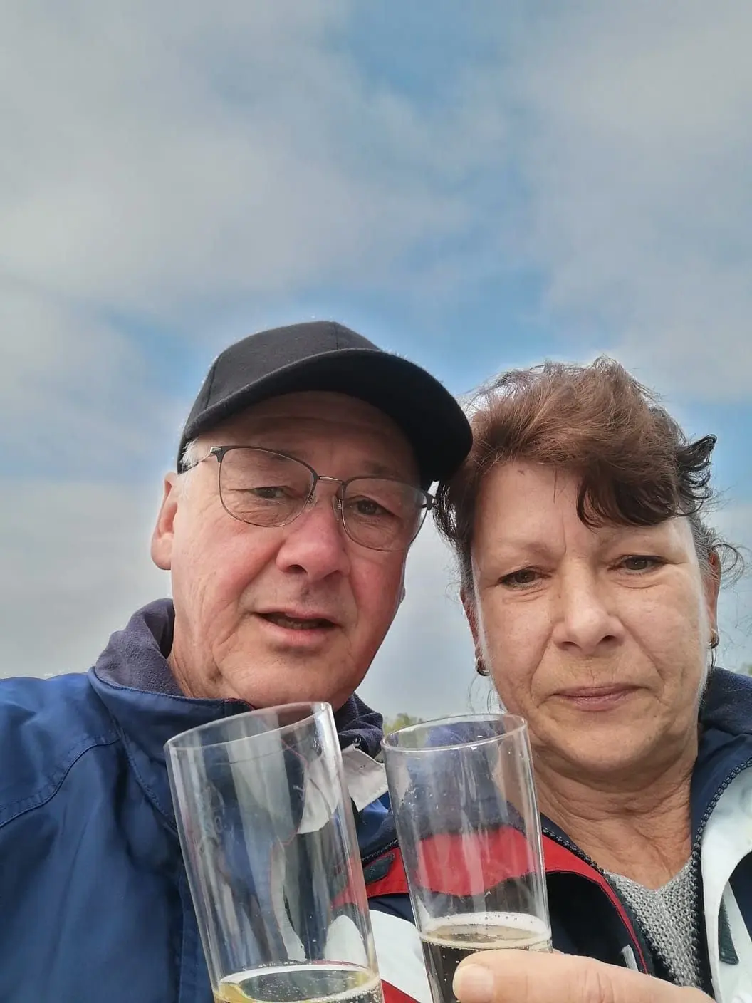 Gabriele und Birger Seelig hatten gute Zeiten auf ihrer „Calli“. Nun wollen sie den Seekreuzer schweren Herzens verkaufen.