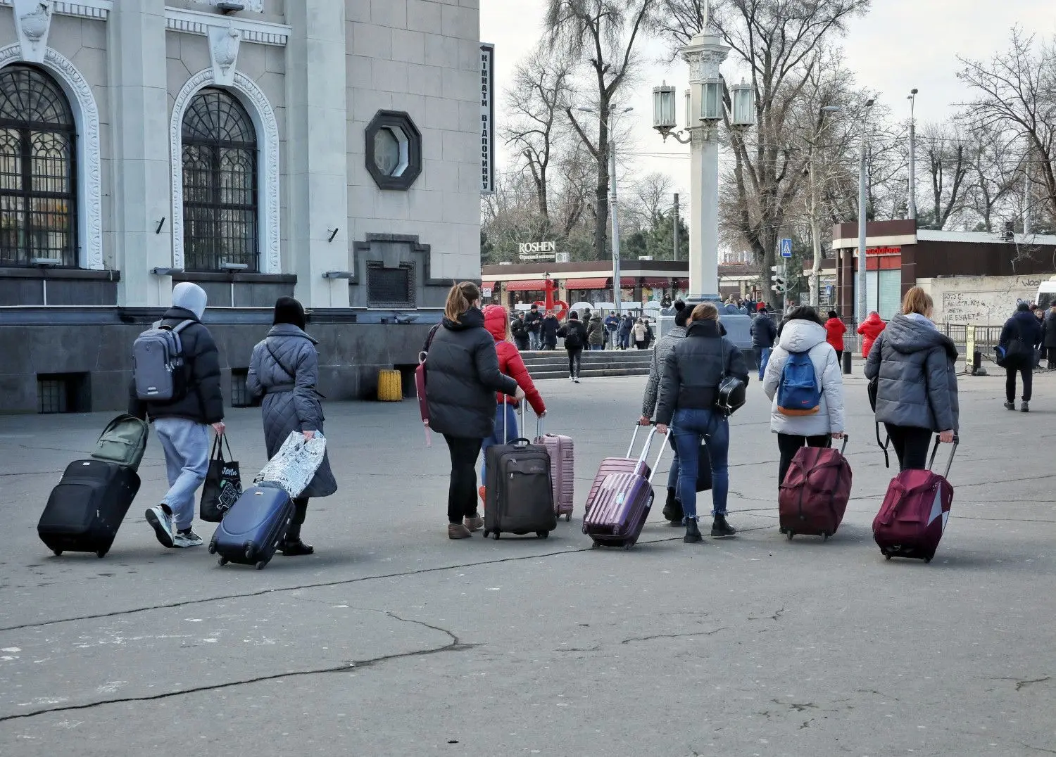 Wie hier in Odessa, packen viele Ukrainer ihre Koffer. ⇥