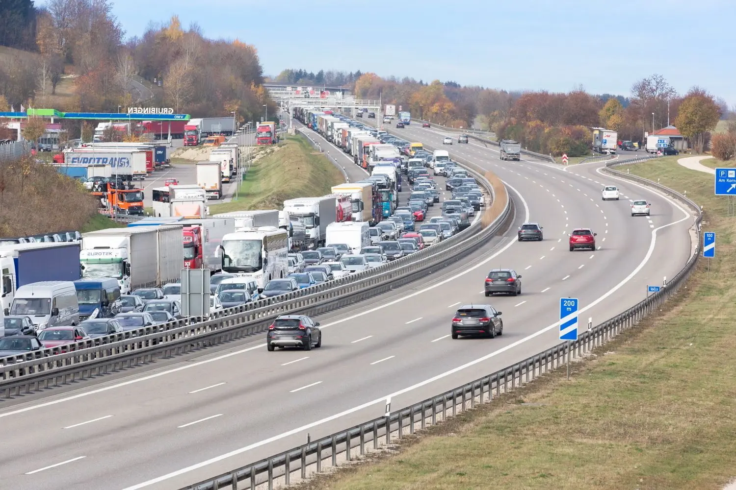 Die beiden Vollsperrung der A8 in Richtung München werden zwischen den Anschlussstellen Mühlhausen und Hohenstadt sein.