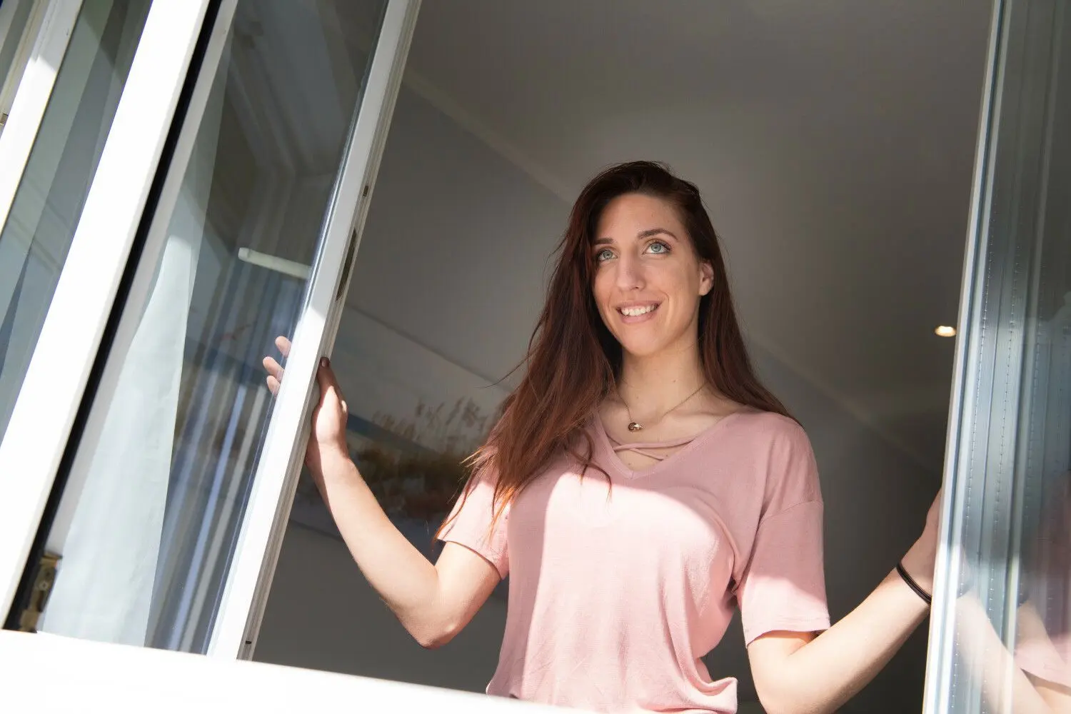 Wie aufwendig ein Fenstertausch ist, hängt vom Gebäude und den alten Fenstern ab.