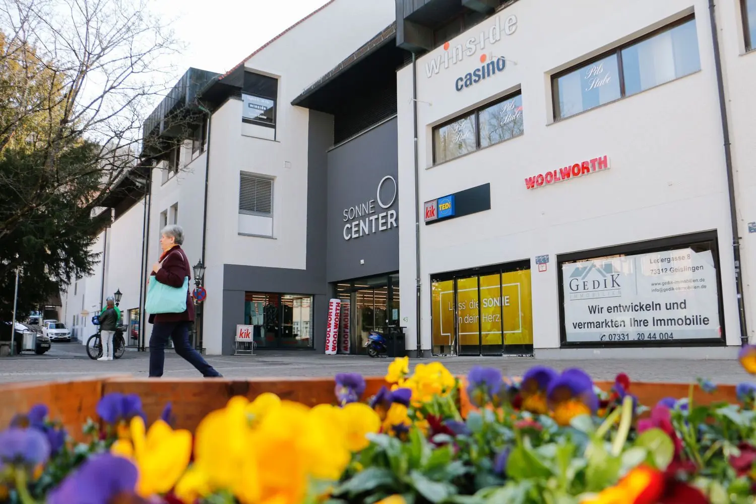 Woolworth-Eröffnung im Sonne-Center am 6. April 2023