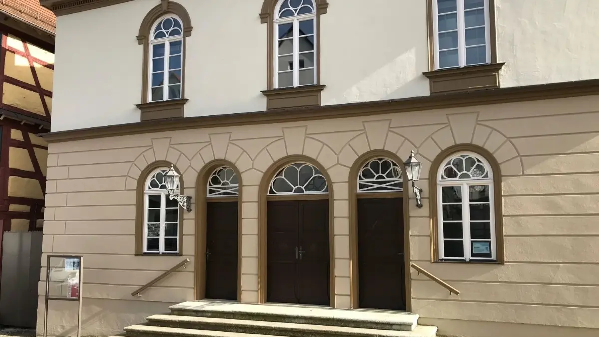 Die Alte Synagoge in Hechingen wird von der Polizei jetzt wieder besonders in Kontrollfahrten einbezogen.⇥
Gebäude, ehemalige Synagoge