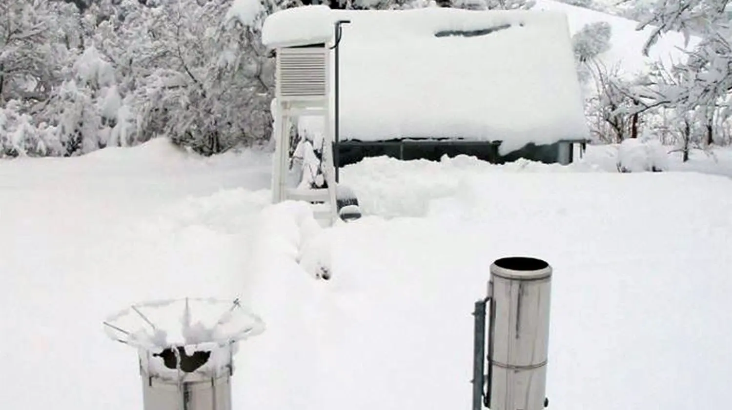 Die letzte weiße Weihnacht auf der Zollernalb warim Jahr 2010. Ein Bild von der Station in Heselwangen.⇥